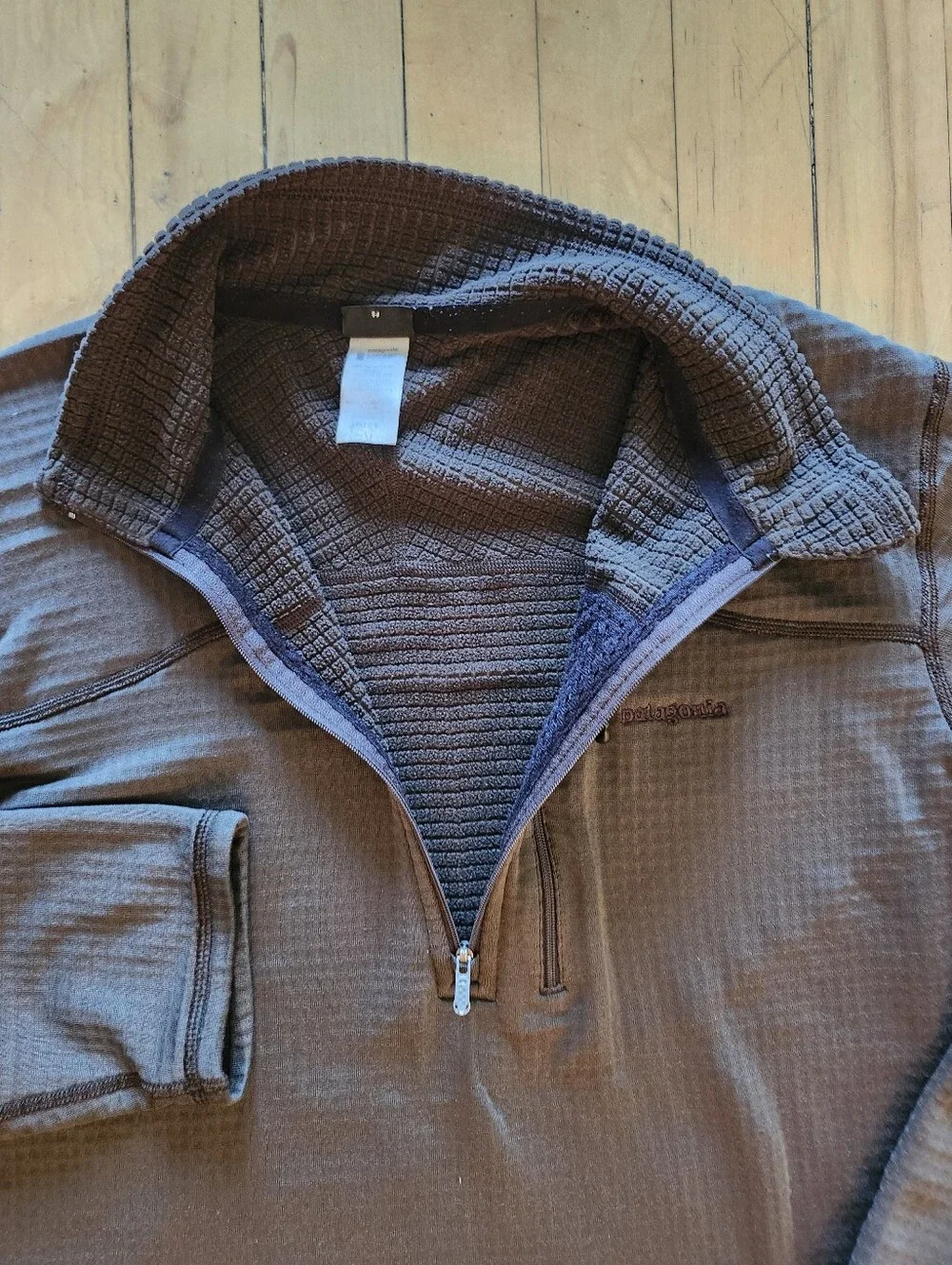 Patagonia r1 pull